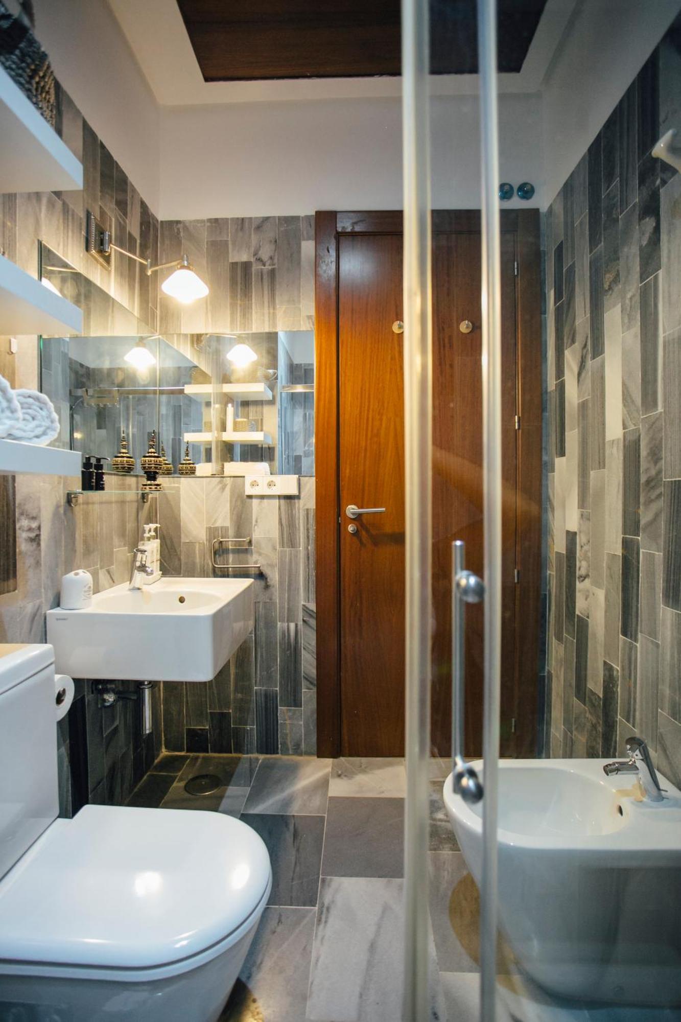 Apartament Attic With Terrace- 1Bd 1Bth- Corral Del Rey Sewilla Zewnętrze zdjęcie