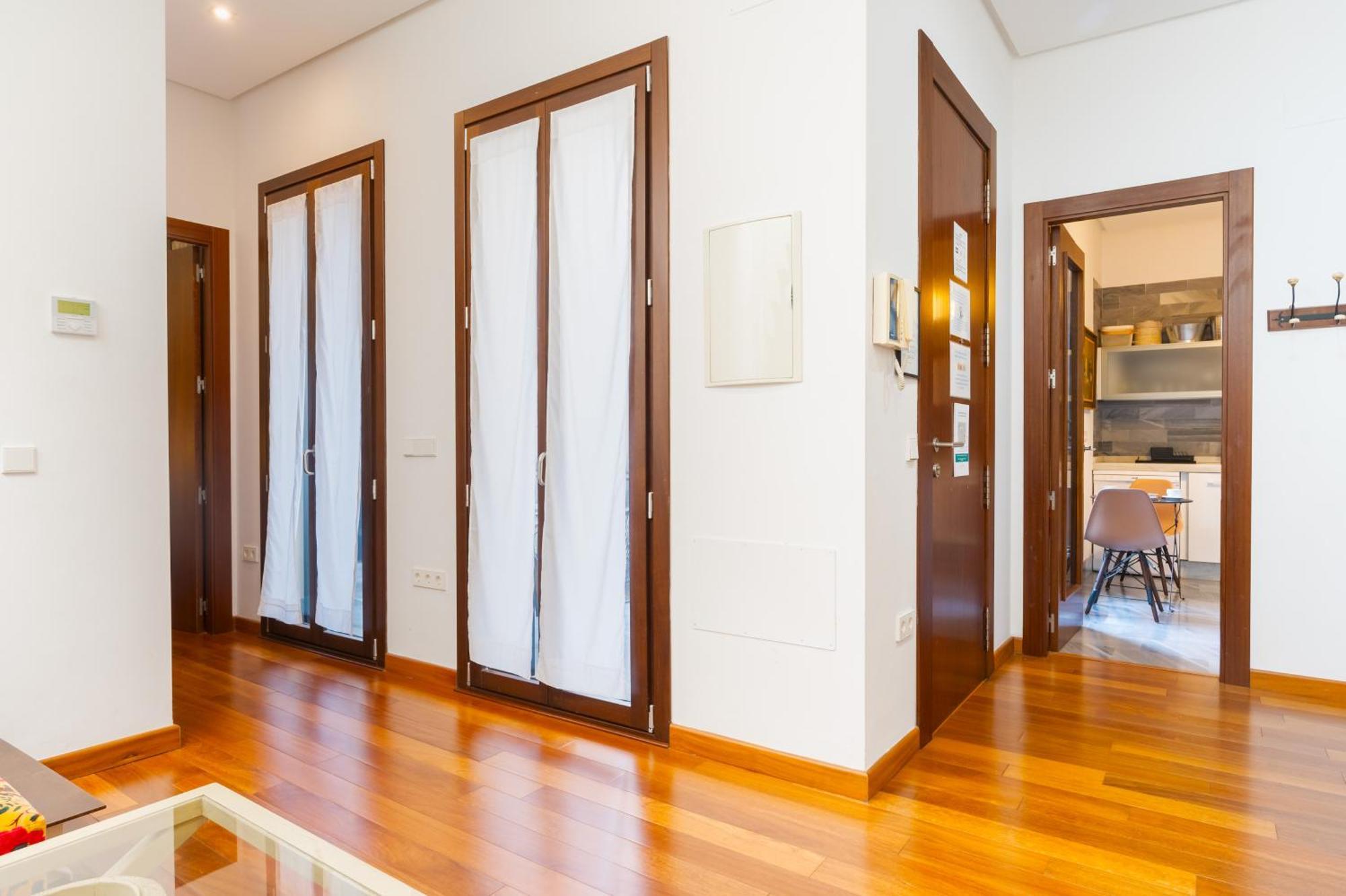 Apartament Attic With Terrace- 1Bd 1Bth- Corral Del Rey Sewilla Zewnętrze zdjęcie