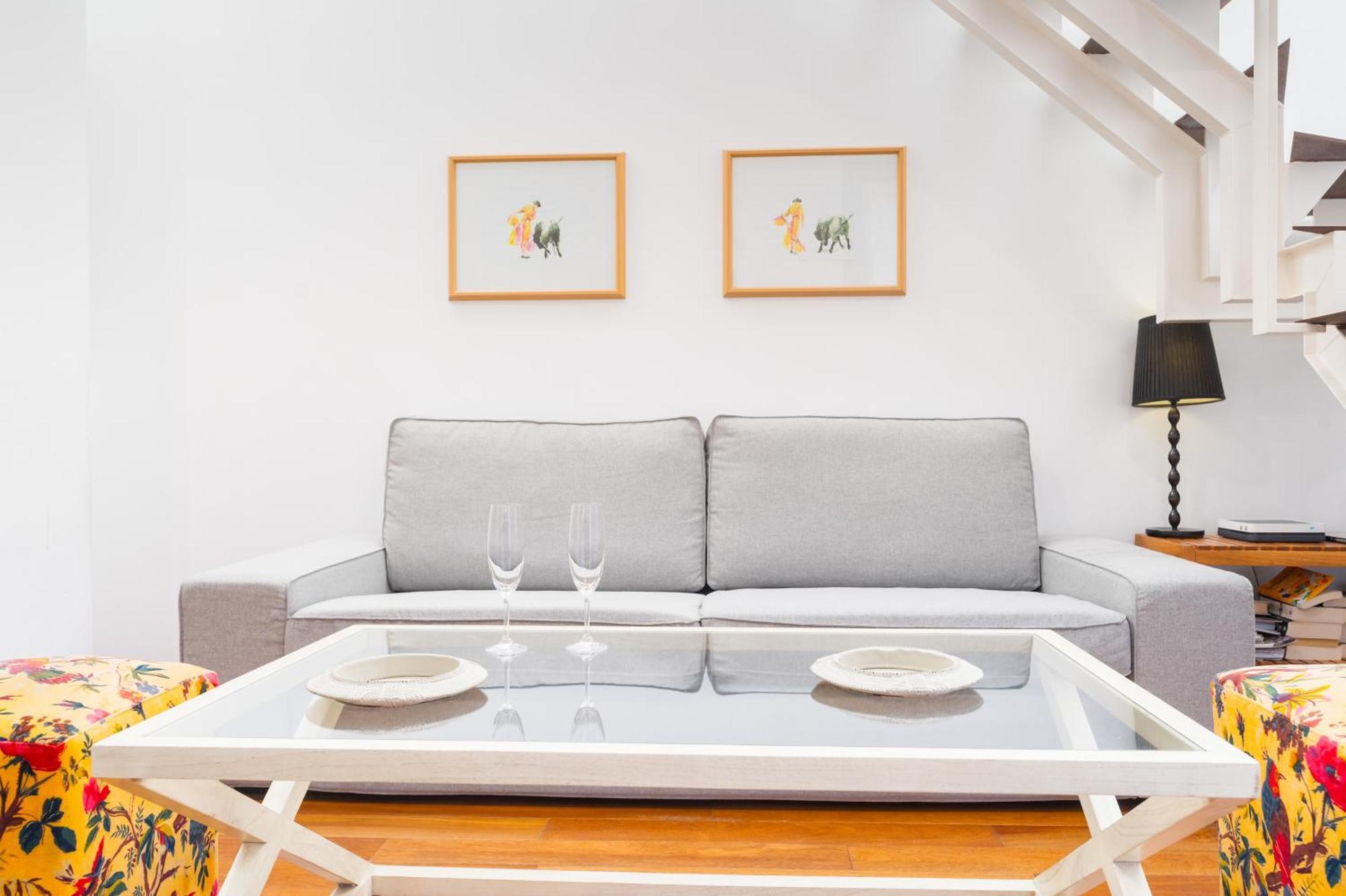 Apartament Attic With Terrace- 1Bd 1Bth- Corral Del Rey Sewilla Zewnętrze zdjęcie